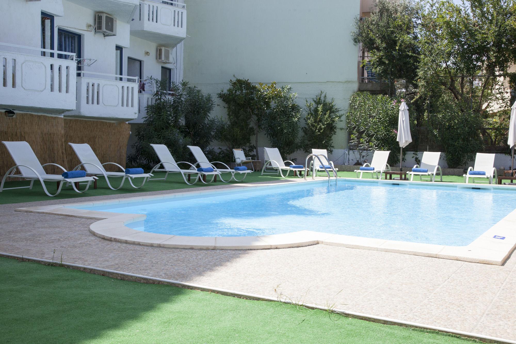 赛格公寓式酒店 Agia Marina 外观 照片