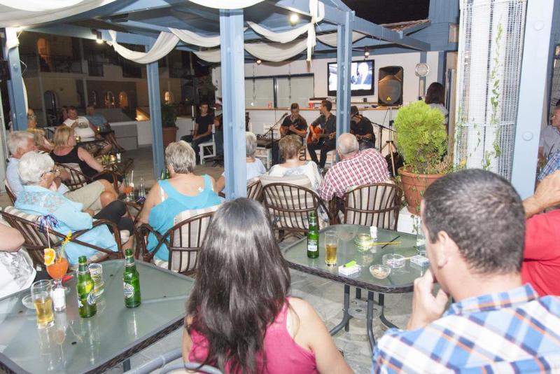 赛格公寓式酒店 Agia Marina 外观 照片